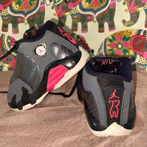 Air Jordan 14 Retro Sneakers 🖤 💖